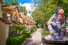 Гостиница Lopburi Inn Resort  Tha Hin